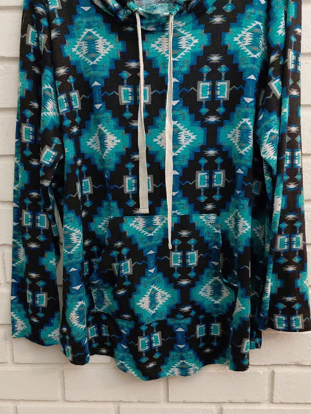 just be Teal, Black and Navy Geometric Kangaroo Pocket Pullover. See Measurement - Picture 3 of 8